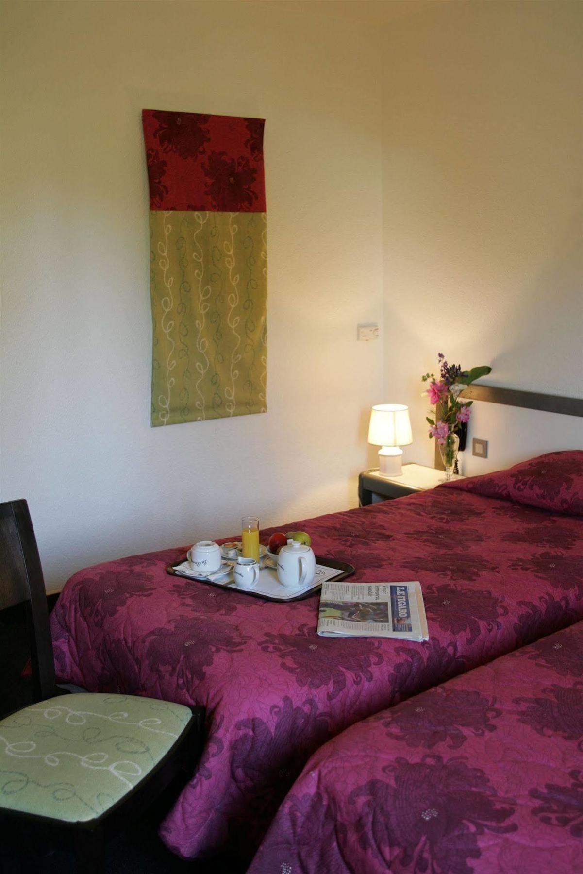 Hotel Les Amandiers Tournon-sur-Rhone Ngoại thất bức ảnh
